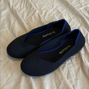 Rothy’s black flats